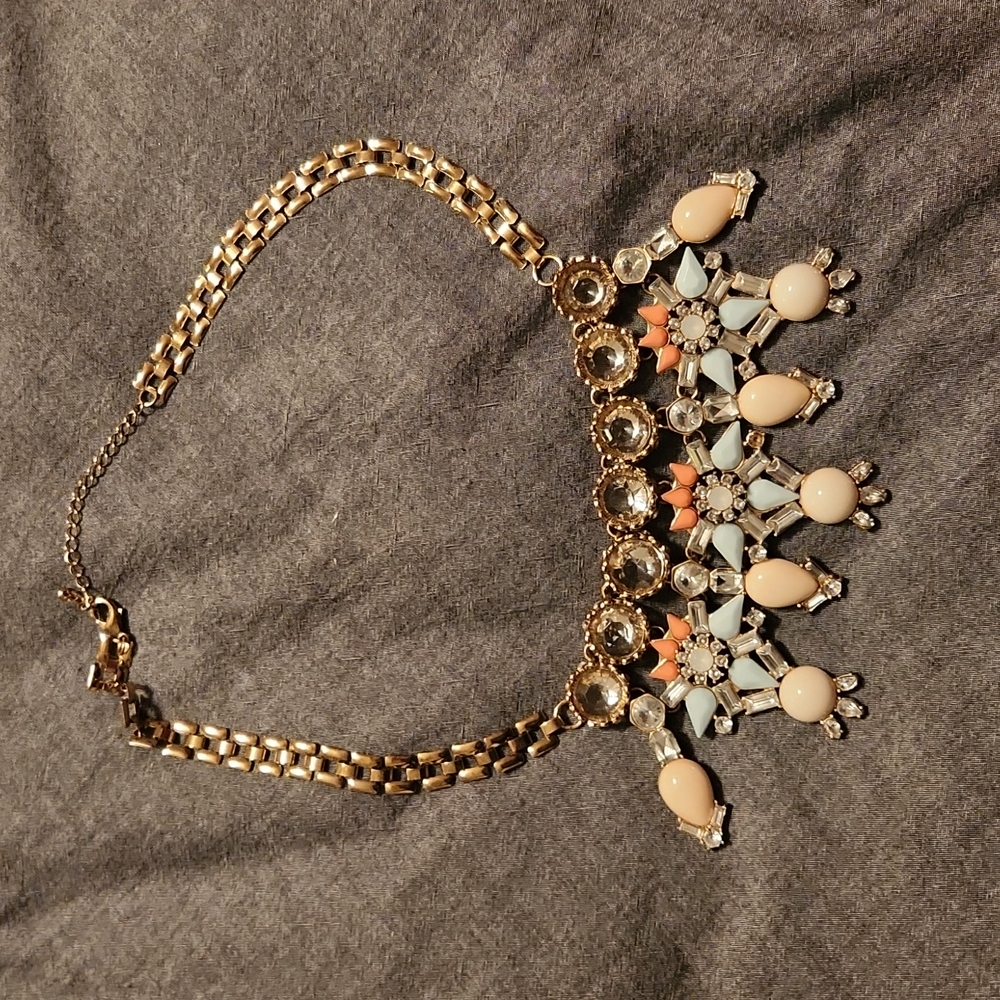 Jewelry - Picture 6 of 7